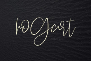 Hogart Script Font: A Web Designer’s Layout Review